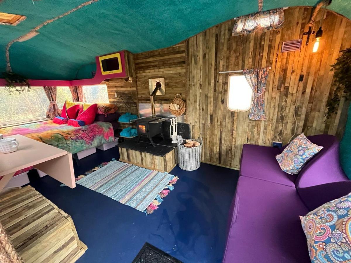 נארברת' Budget Stay, In Lovely Private Setting With Rustic Charm, Log Burner, Fire Pit, Campers Kitchen & Eco Loo No Bedding Supplied מראה חיצוני תמונה