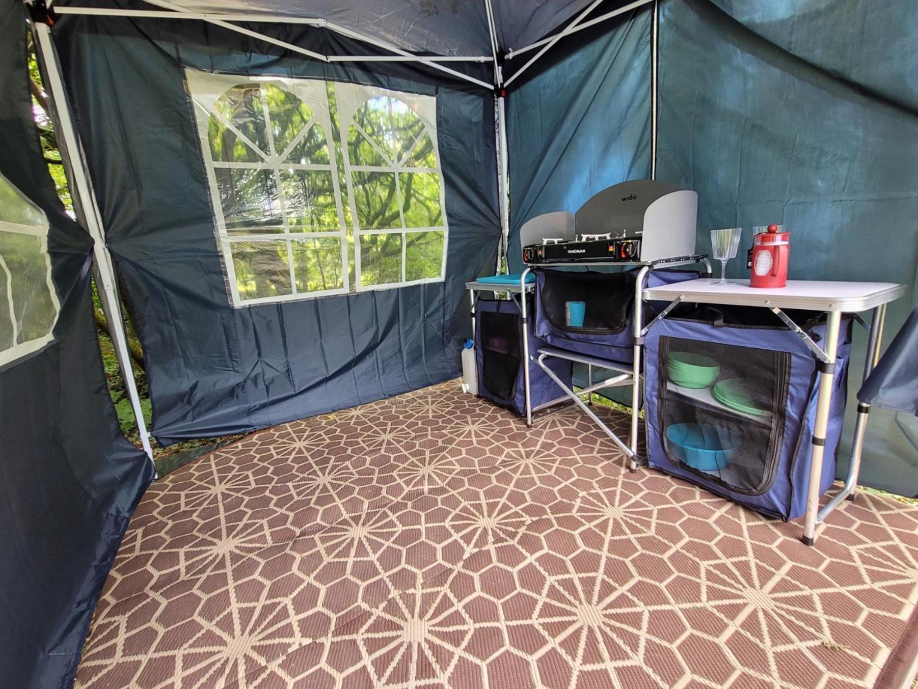 נארברת' Budget Stay, In Lovely Private Setting With Rustic Charm, Log Burner, Fire Pit, Campers Kitchen & Eco Loo No Bedding Supplied מראה חיצוני תמונה