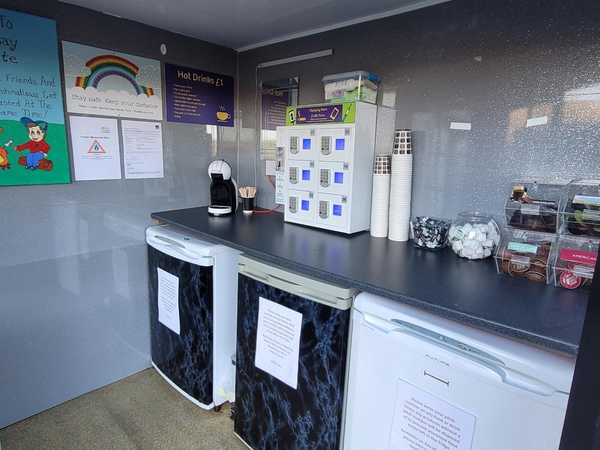 נארברת' Budget Stay, In Lovely Private Setting With Rustic Charm, Log Burner, Fire Pit, Campers Kitchen & Eco Loo No Bedding Supplied מראה חיצוני תמונה